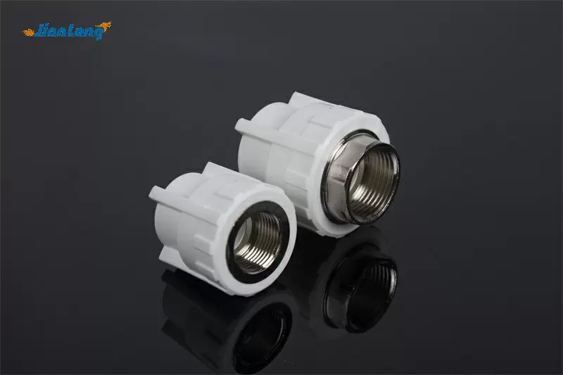 Internal And External Thread Joint — view 1