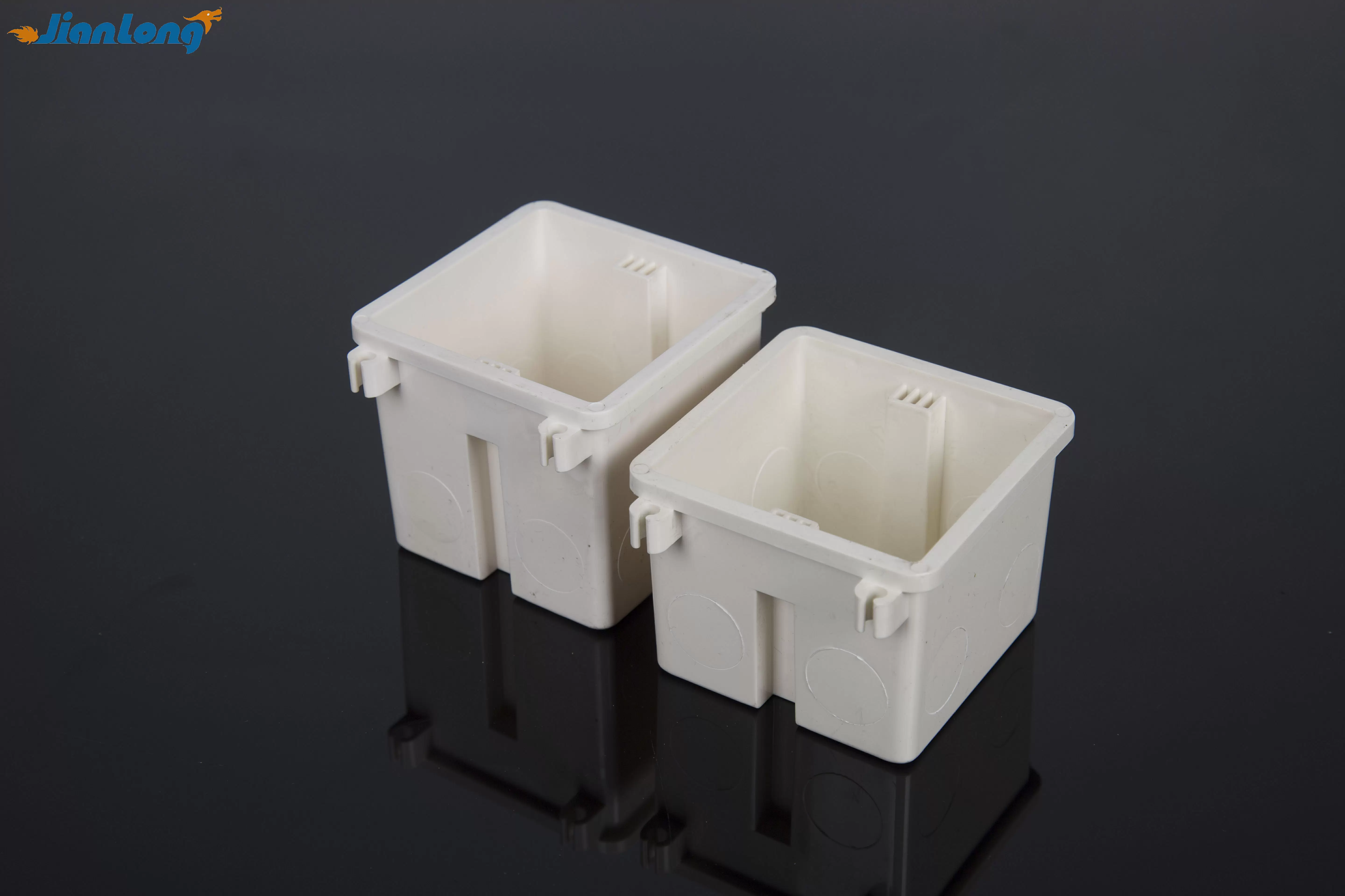 Self Tapping Thread Threading Box — view 1